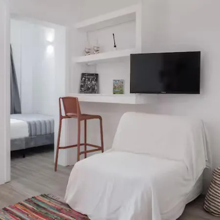 Casa Poco, 150 Meters From * אורנוס
